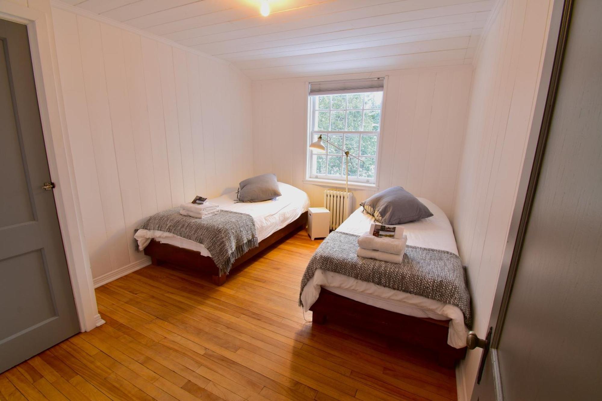 Le Partage Lodge: Destination Plein Air Et Sociale Val-Morin Bagian luar foto