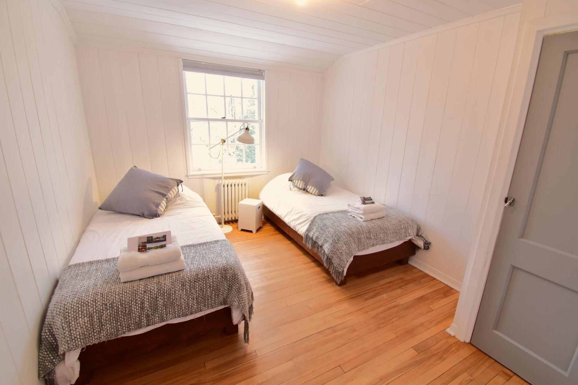 Le Partage Lodge: Destination Plein Air Et Sociale Val-Morin Bagian luar foto