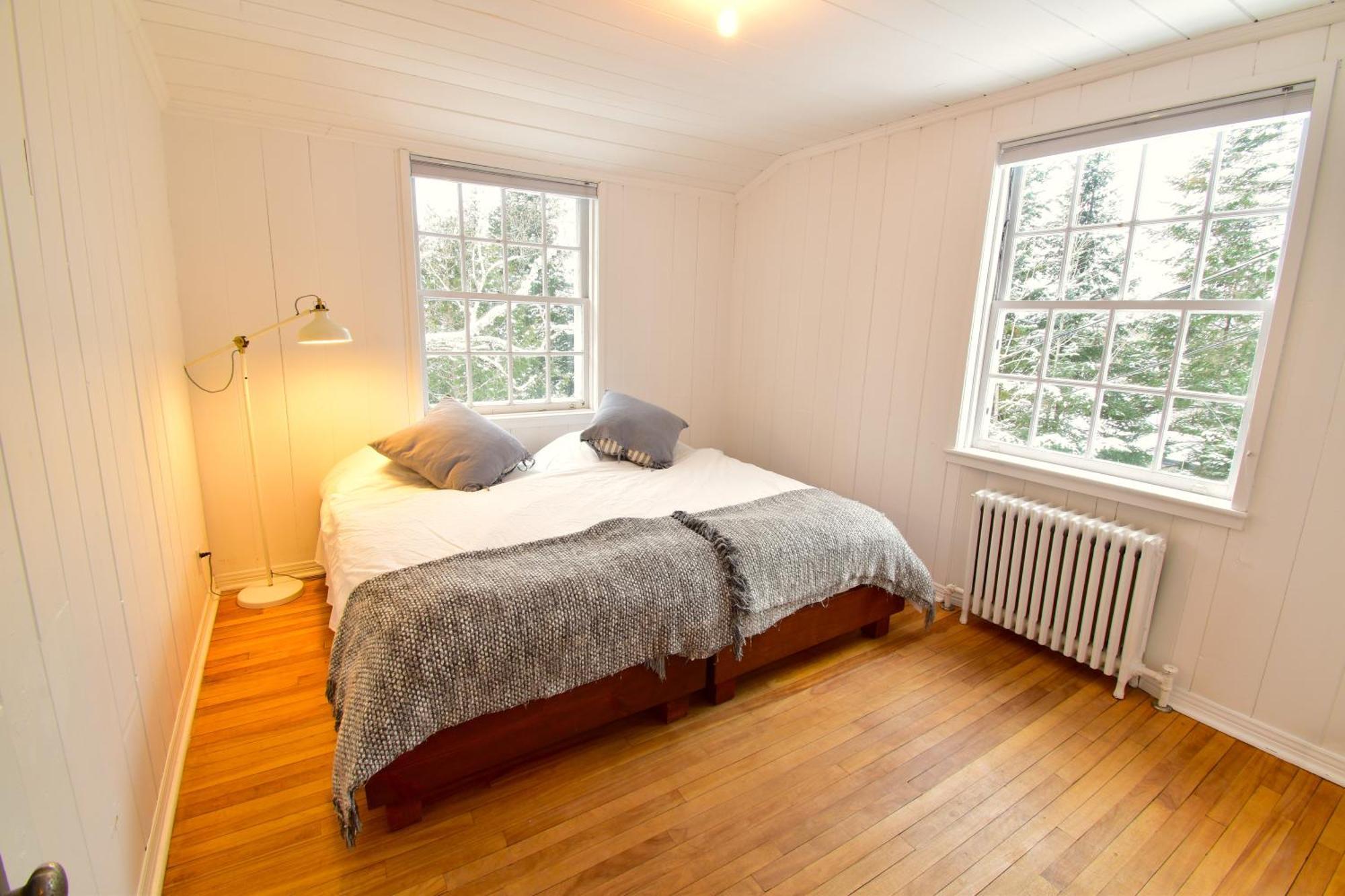 Le Partage Lodge: Destination Plein Air Et Sociale Val-Morin Bagian luar foto
