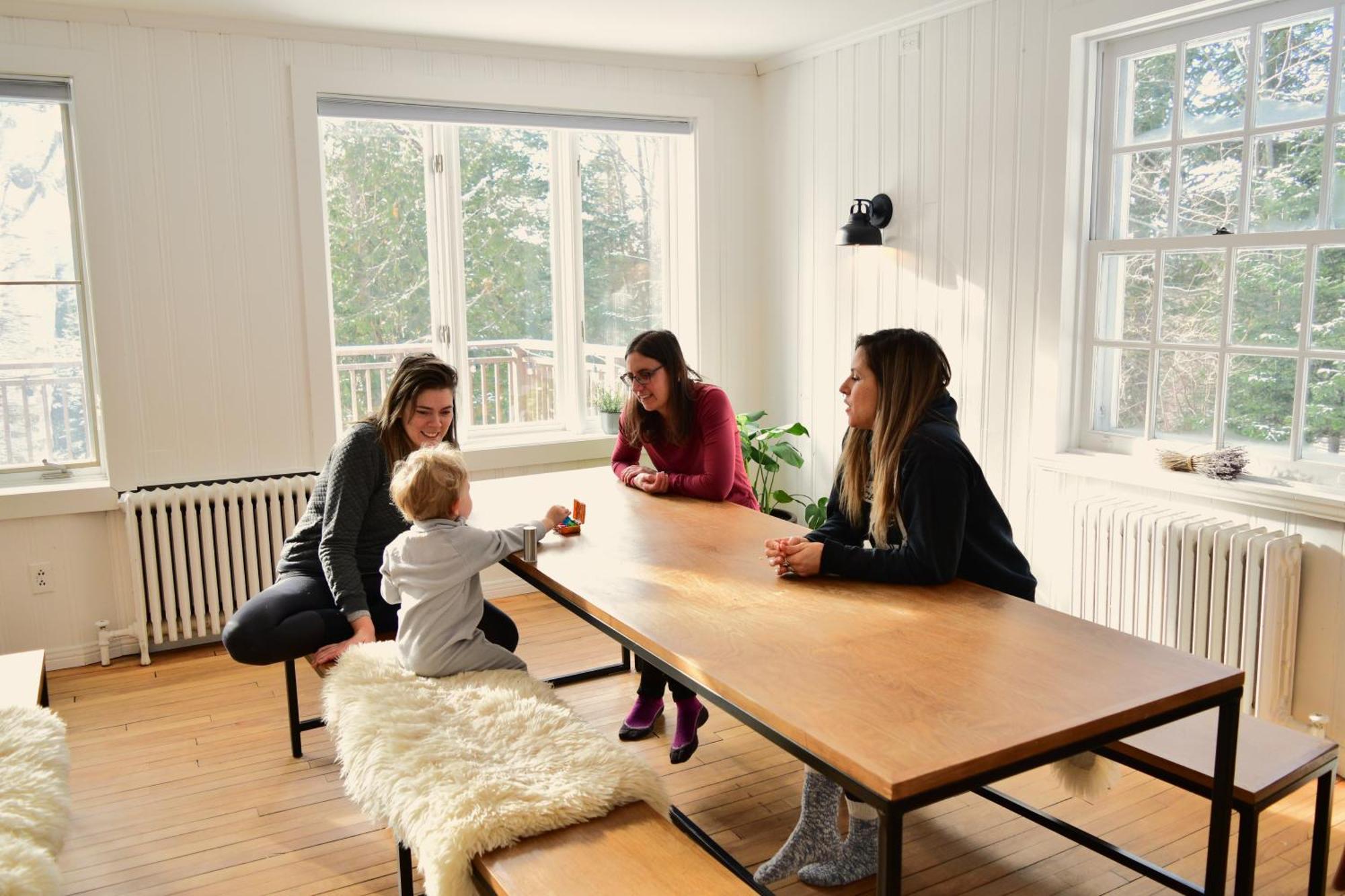 Le Partage Lodge: Destination Plein Air Et Sociale Val-Morin Bagian luar foto